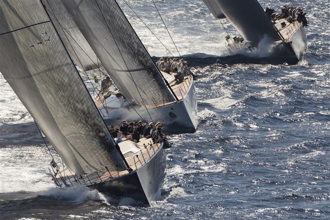 Sir Lindsay Owen-Jones&rsquo; MAGIC CARPET 2 leading the fleet - Maxi Yacht Rolex Cup 2012 &copy;  Rolex / Carlo Borlenghi http://www.carloborlenghi.net